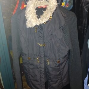 Women's Black Utility Jacket with Faux Fur Collar